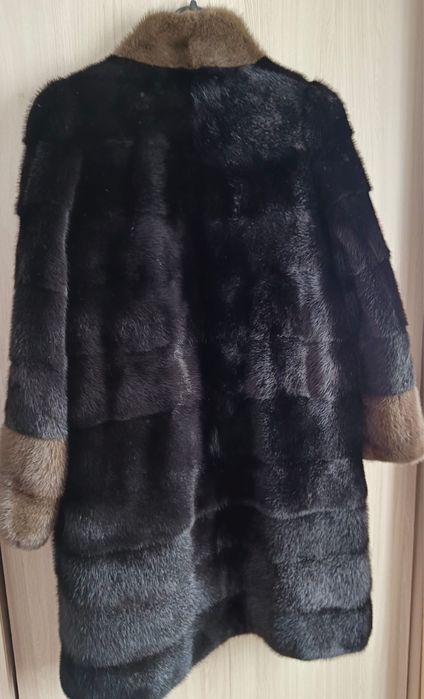 Продам одежды;костюмы платье и др