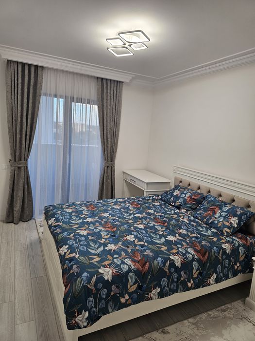 Inchiriez apartament 3 camere