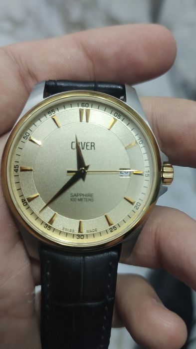 Часы золотые состояние хорошее