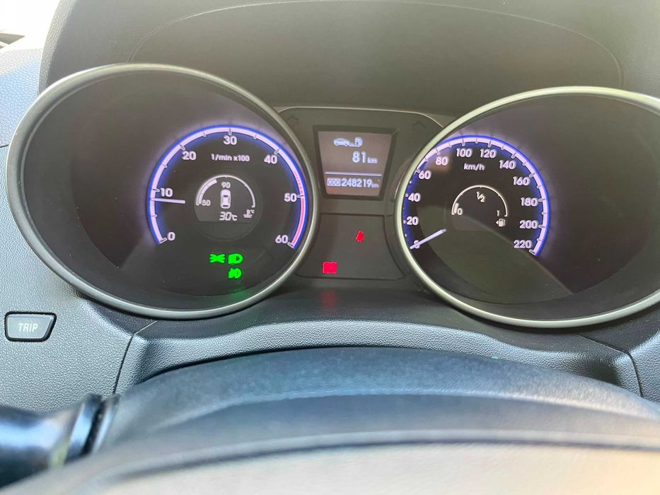 HYUNDAI ix35 2011 — imagine 4