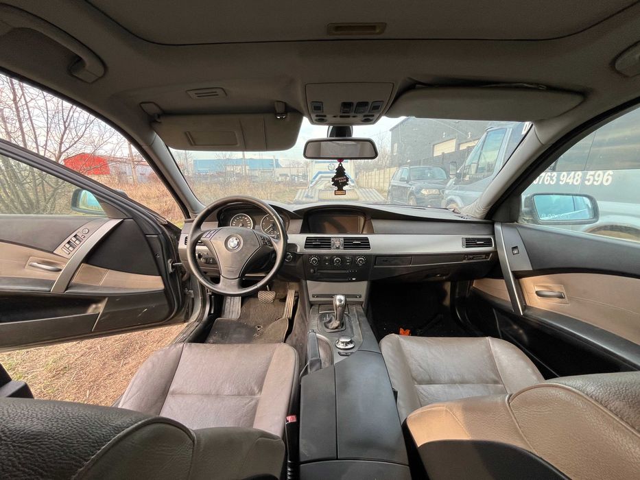 Dezmembrez BMW seria 5 E60 525d an 2006 de Europa