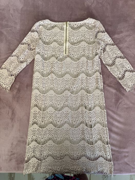 Дамска рокля от дантела
