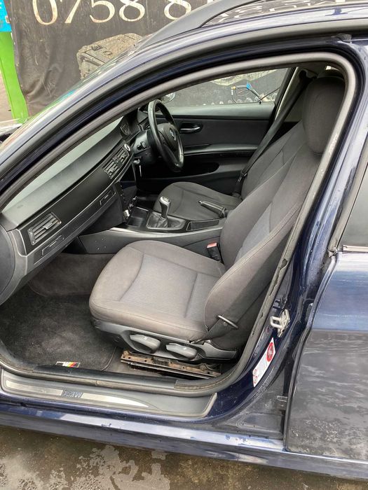 Dezmembrez bmw 330d e90 facelift n57/bara fata e90/far e90/capota e90/