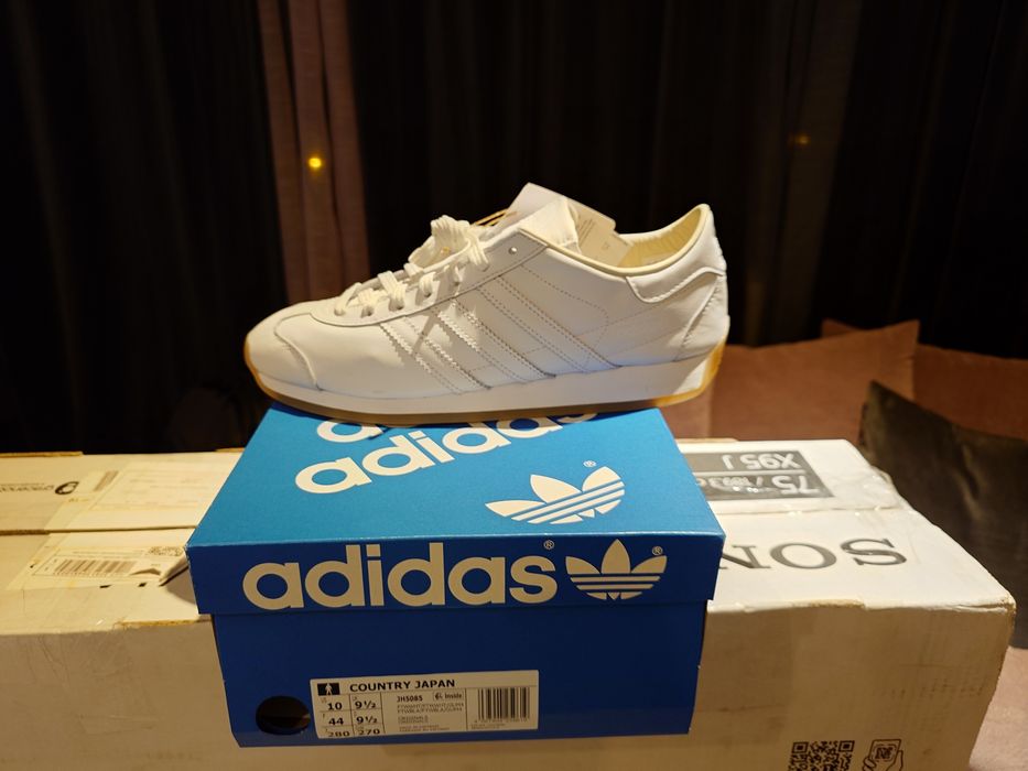 Adidași Adidas Country Japan măsura 43-44