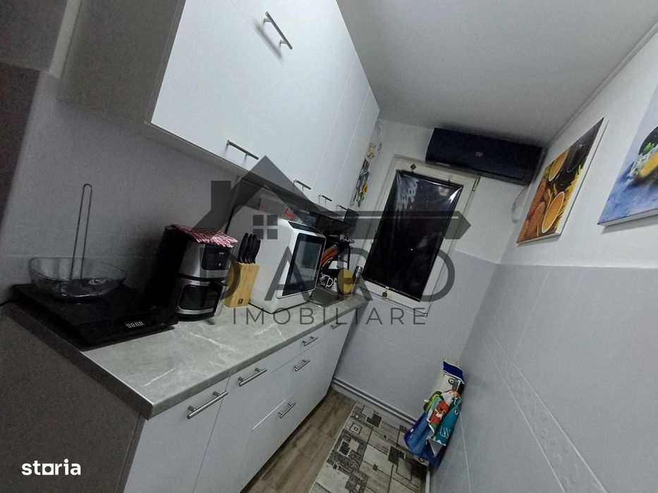 Oferim spre vânzare apartament cu 3 camere Dambu Pietros