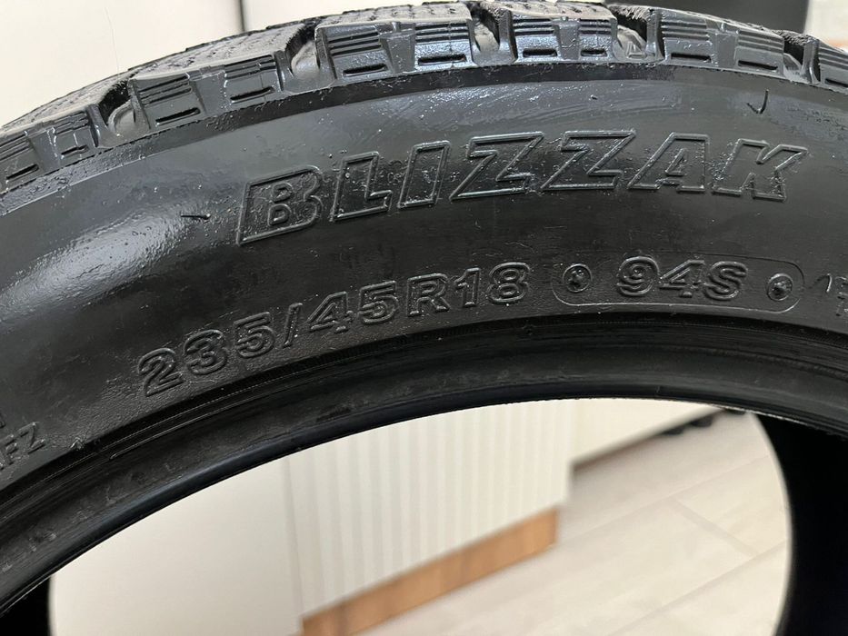 зимний 2шт bridgestone