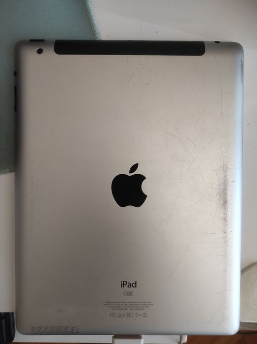 iPad 16GB model A1396 за части