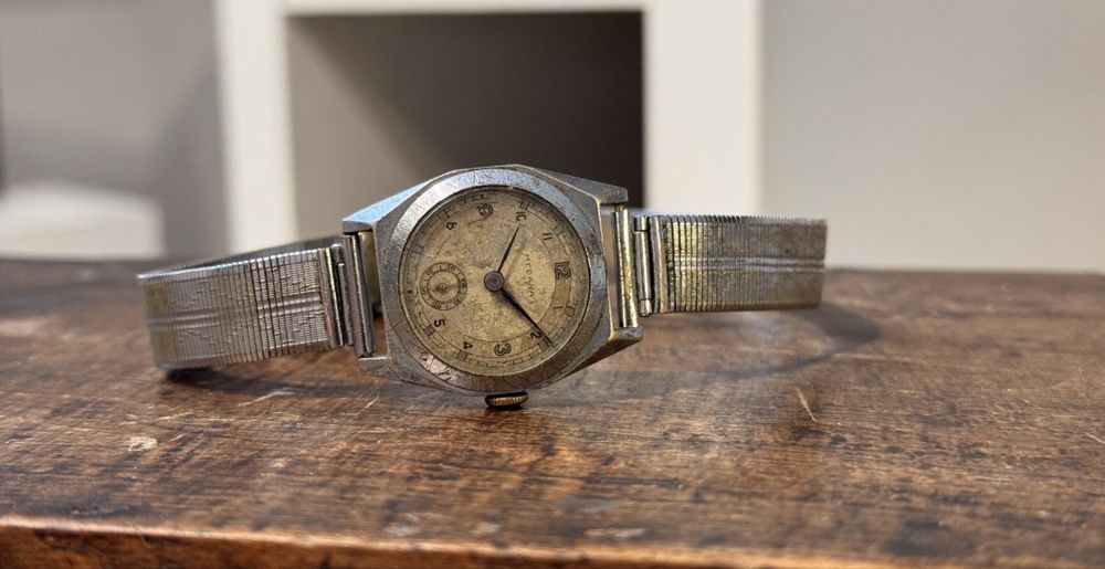 Medana militar swiss made 30mm mecanic