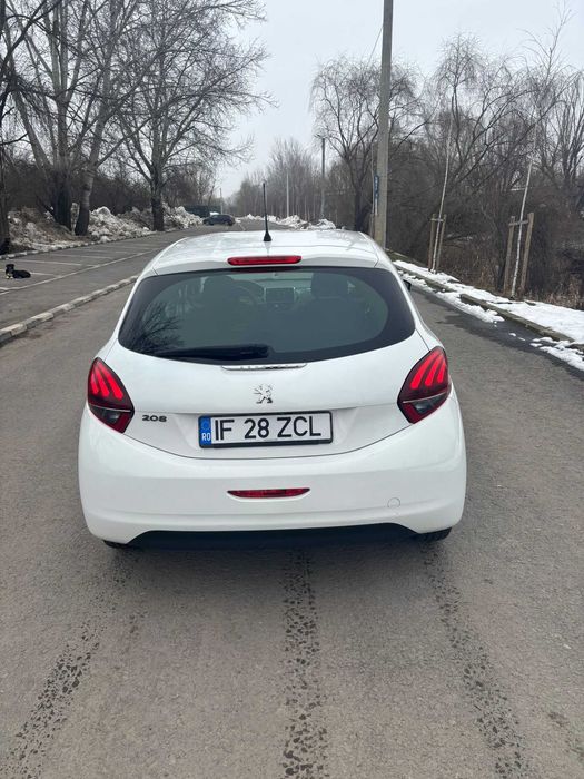 Vand Peugeot 208 1.5 diesel