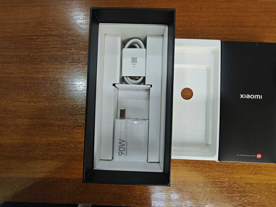 Xiaomi 15 Ultra 16/512 Ideal xolatda
