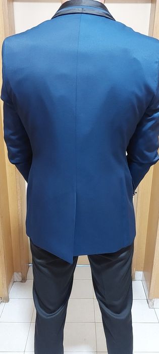 Нов Мъжки костюм комплект  Baggi