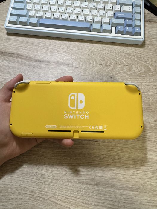 Nintendo Switch Lite прошитый 256 gb