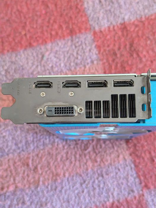 Placa video gaming RX 580 cu 8GB Sapphire Nitro Plus Special Edition