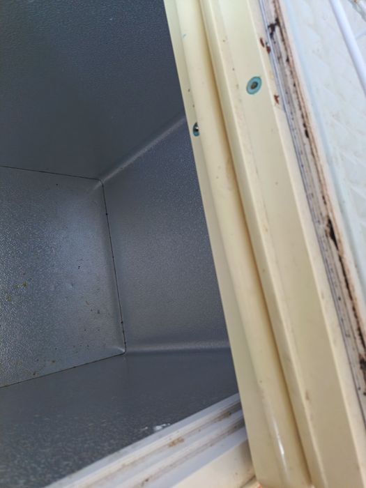 Продам морозилку