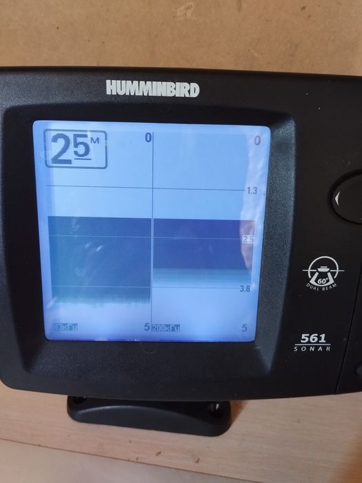 Эхолот Hummingbird