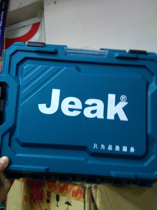 Ударный гайковёрт квадрат 1/2