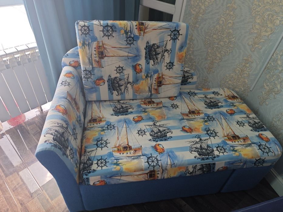 Детский диванчик