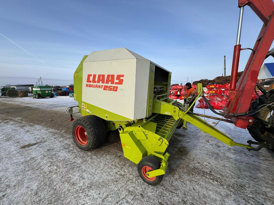 Пресс-подборщик Класс Сlaas Rollant 46, 250 б/у из Европы в наличии