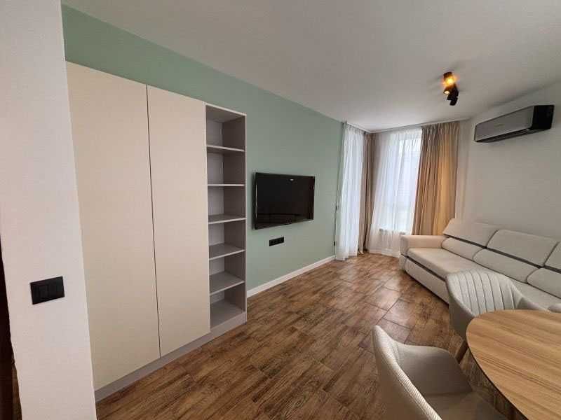 Двустаен ап. под наем в кв. Дружба 2