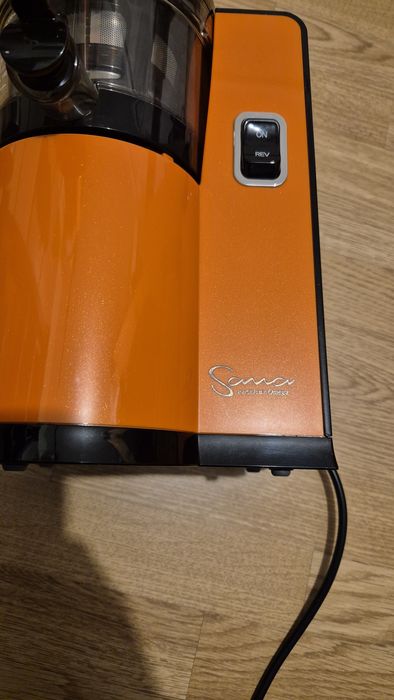 Сокоизстисквачка Sana EUJ-808