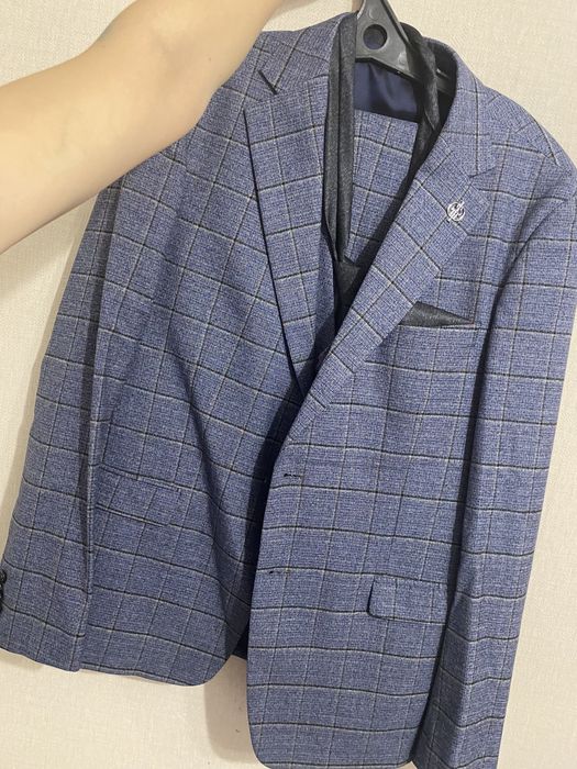 Мужской костюм тройка