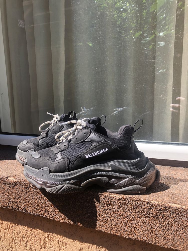 Balenciaga Triple S Black Clear Sole Bucuresti Sectorul 2 OLX.ro