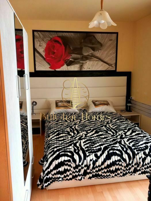 Дава се под наем Тристаен апартамент в Варна, Бриз - 100 кв.м за 561 € - Снимка #3