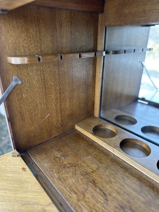 Ретро бар шкаф / витрина от масивно дърво