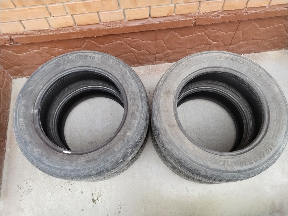 Шины летние б/у 215/60/16