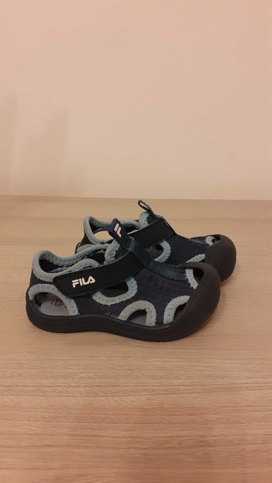 Sandale albastre Fila