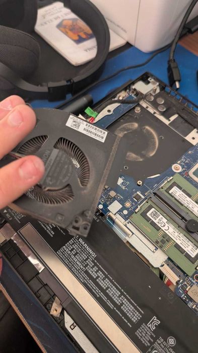 Reparatii/mentenante calculatoare console laptopuri Bicaz