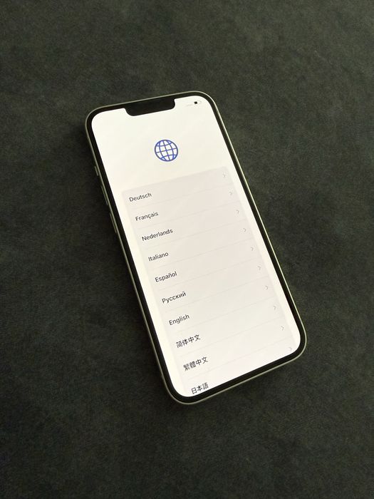 Продавам Iphone 14 128GB