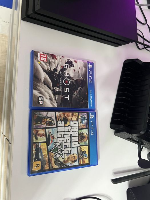 Playstation 4 PRO PS4pro 1TB impecabil ca nou