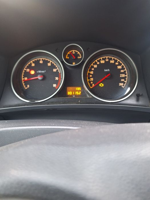 Opel zafira b 2009