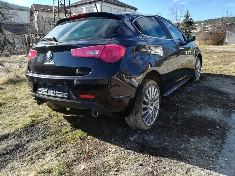 Алфа жулиета 2,0jtdm 175к.с. на части