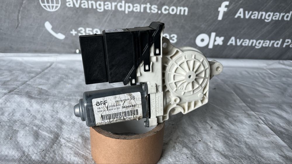 Моторче за стъклоповдигач VW Passat 5