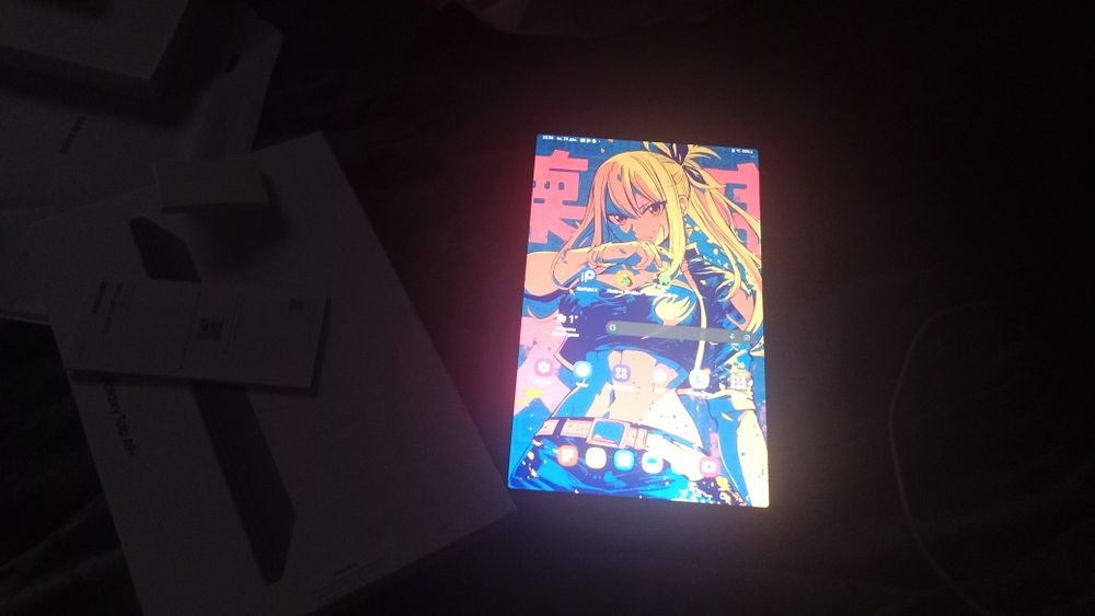 СРОЧНО Планшет Самсунг 9 таб