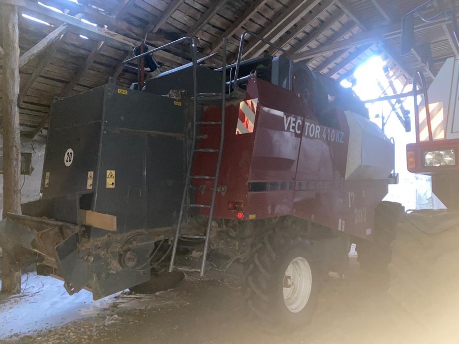 Продается Комбайн Вектор 410