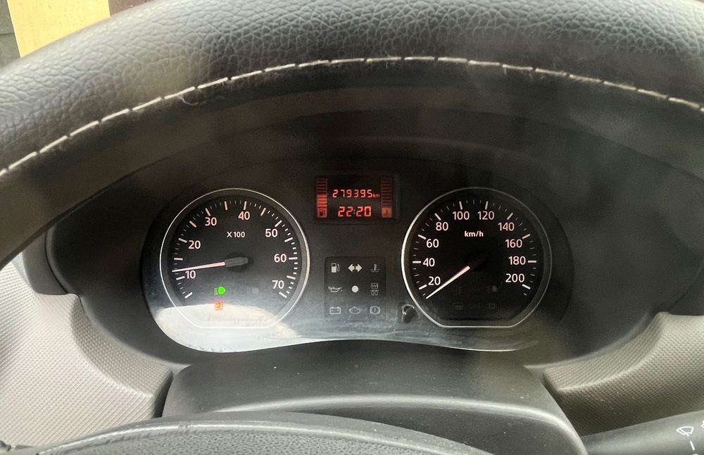Vând Dacia Sandero 1,4 benzină - 2009 - preț negociabil