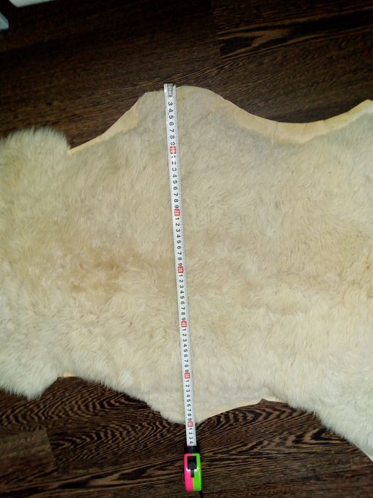 Килим от овча кожа 112-93/60см.