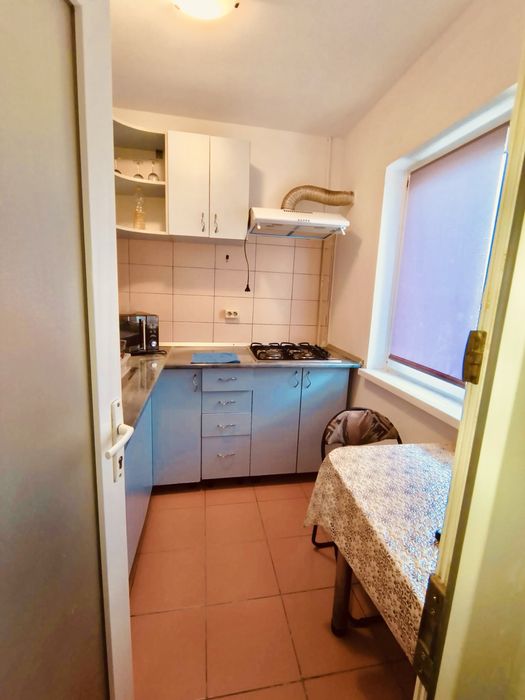 Vand garsoniera Gavana 2 ,conf 1,etaj 3