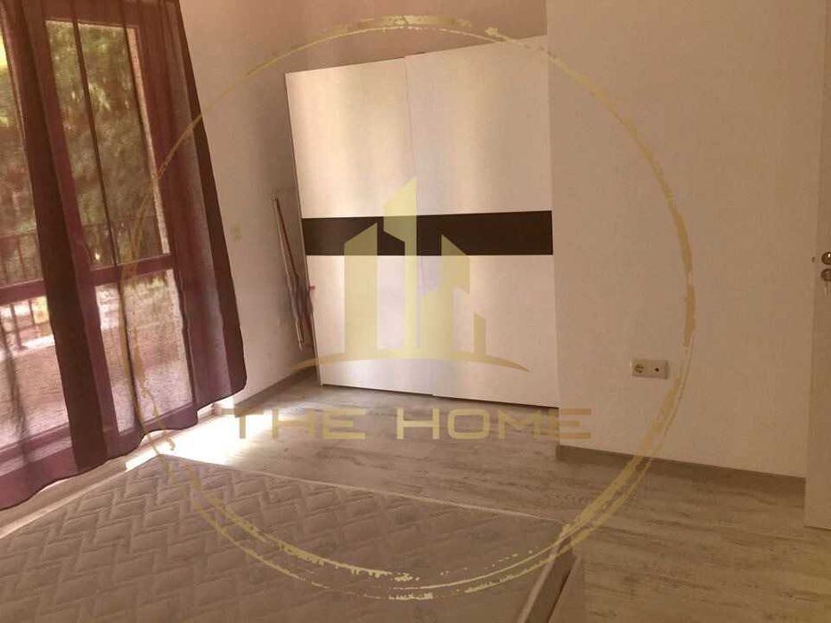 Дава се под наем Двустаен апартамент в Варна, Цветен квартал - 72 кв.м за 400 € - Снимка #3