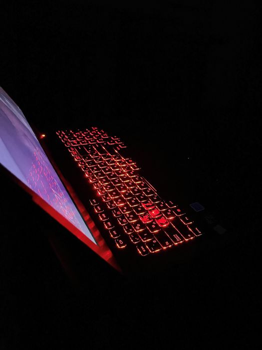 Игровой ноутбук Asus Rog G752