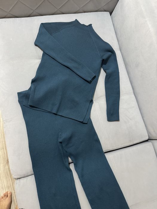 Два пакета вещей трикотажный костюм пиджак рубашка стильные вещи