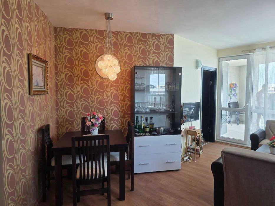 Продава се Тристаен апартамент в Бургас, Сарафово - 83 кв.м за 2410 €/кв.м - Снимка #4