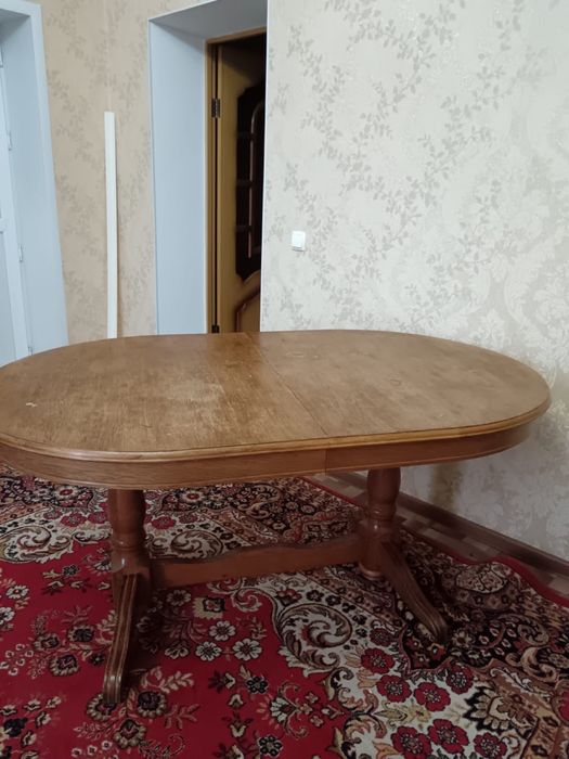 Хороший стол раскрывается