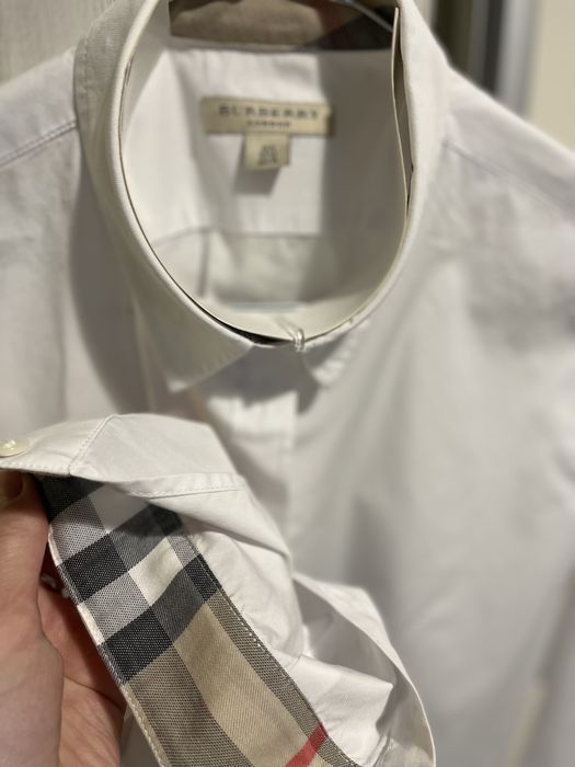 Burberry cămașa albă M 38 S-M 700 RON