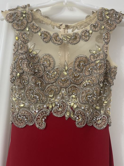 Шикарное вечернее платье для невысоких девушек