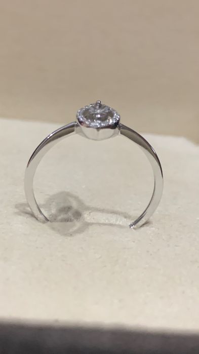 Inel Vida din aur alb 18K marimea 54 cu 21 diamante mici