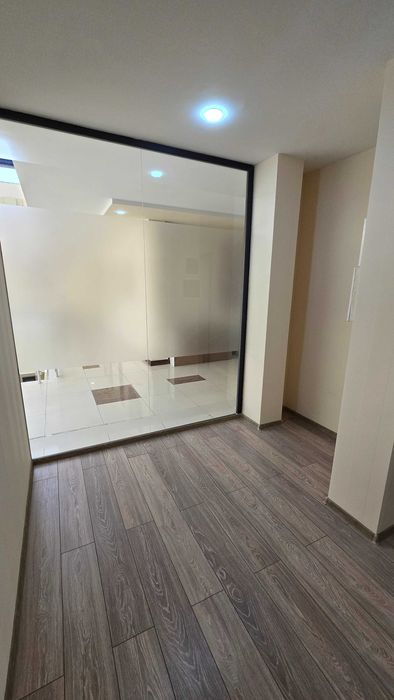 Евро офис в аренду 120кв.м! Бизнес Центр "Grand Trade"!